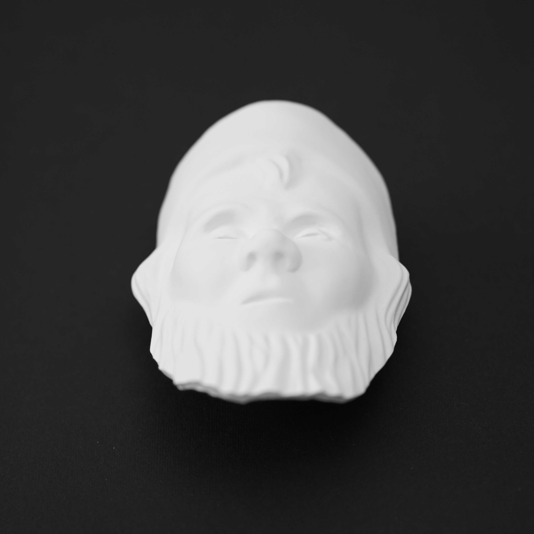 deathmask of a garden gnome